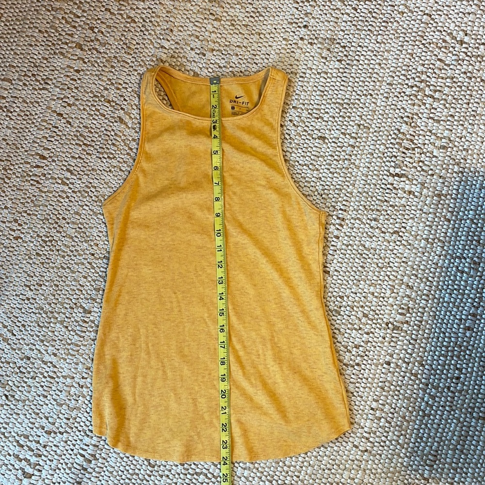 Nike Ribbed Tank. Size S.